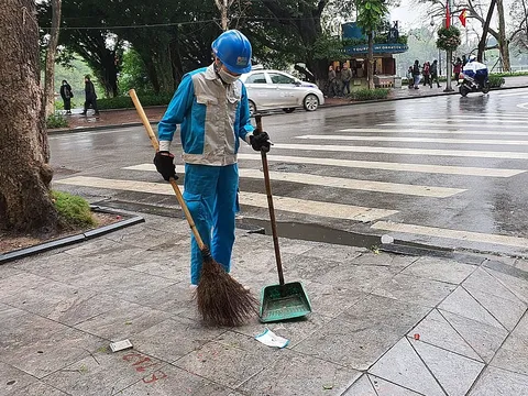 Vứt khẩu trang bừa bãi có thể bị phạt tới 7 triệu đồng